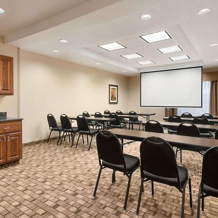 Hampton Inn Спеърфиш Екстериор снимка