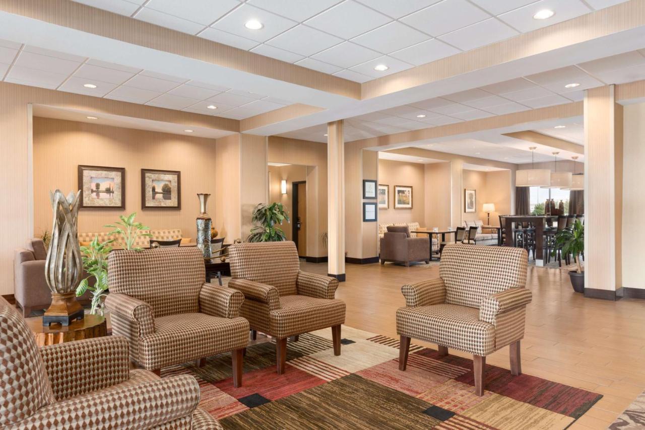 Hampton Inn Спеърфиш Екстериор снимка