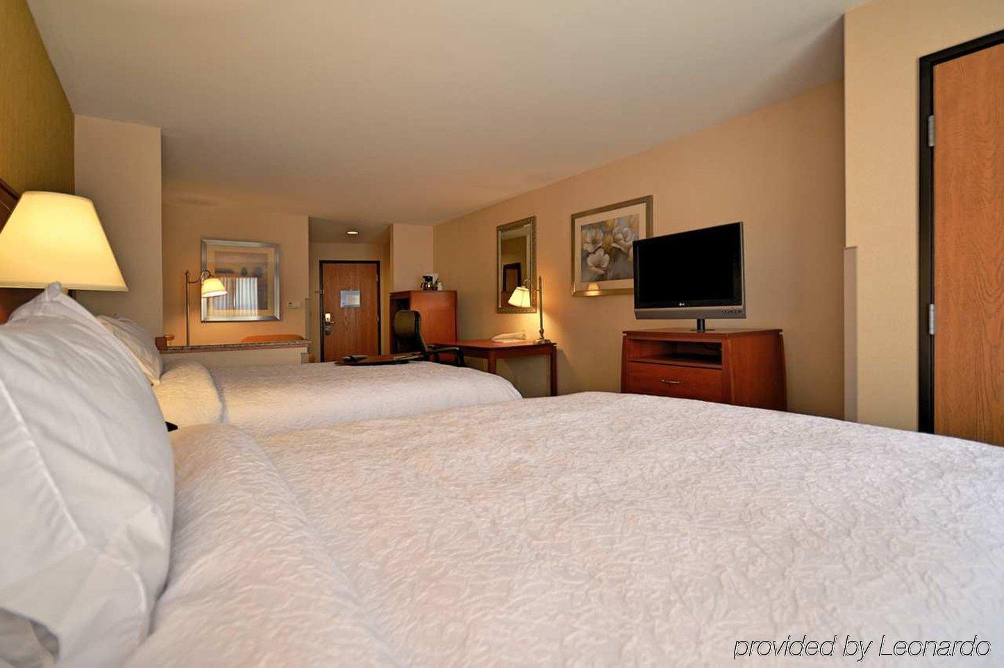 Hampton Inn Спеърфиш Екстериор снимка